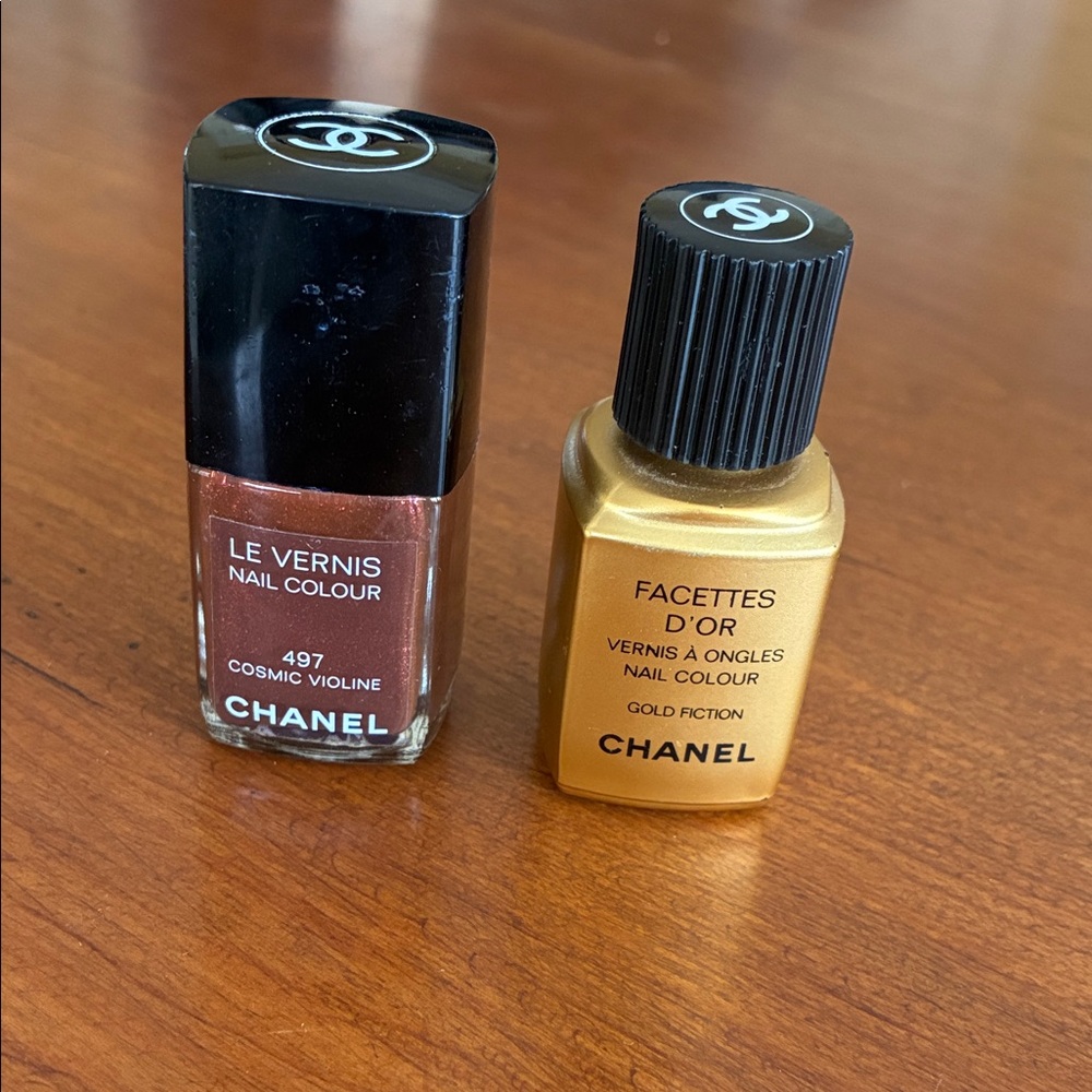 CHANEL Cosmic Violine & Gold Fiction Nail Colour Duo